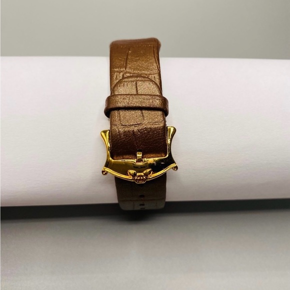 Betsey Johnson Heart Watch Original Leather Band Running - Picture 5 of 5